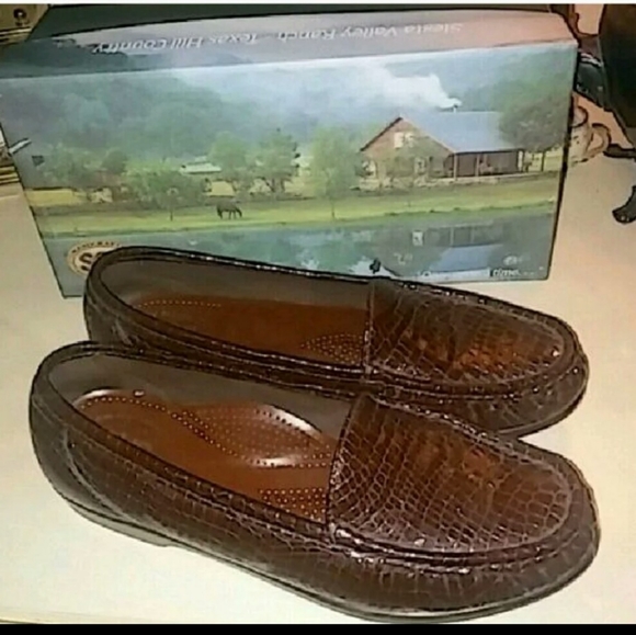 SAS Shoes - BEST OFFER MUST GO❣NEW"SAS"C.P.Leather Drive Mocs